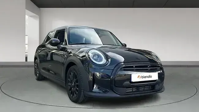 Usado Mini Cooper 136 CV (100 kW) 2023 Negro Utilitario