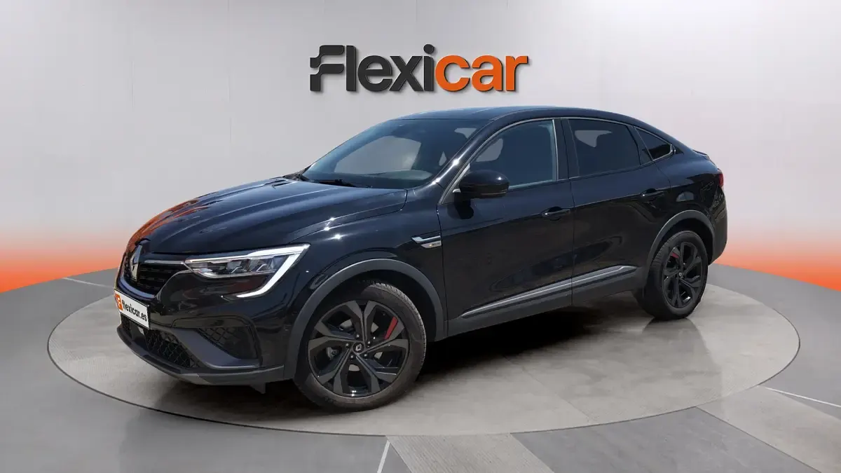 Usado Renault Arkana RS Line 140 CV (102 kW) 2022 Negro SUV