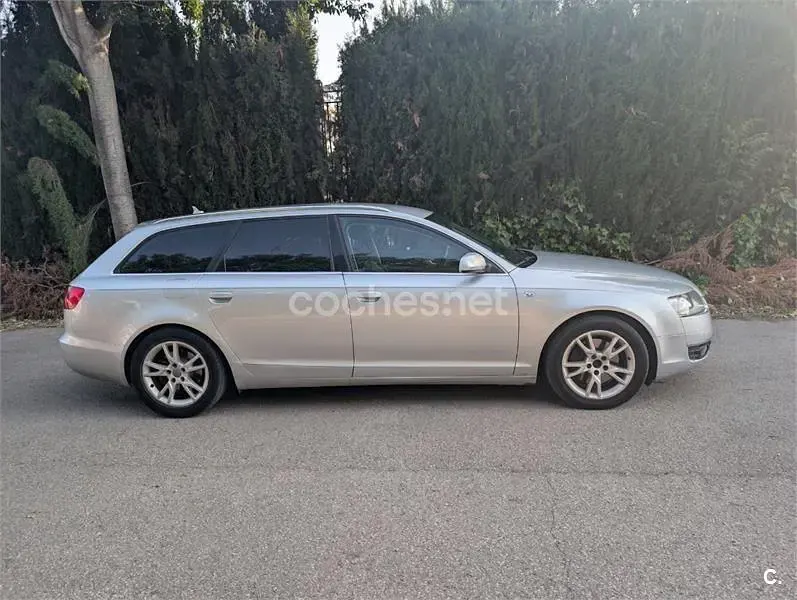 Usado Audi A6 190 CV (139 kW) 2009 Gris / plata Familiar