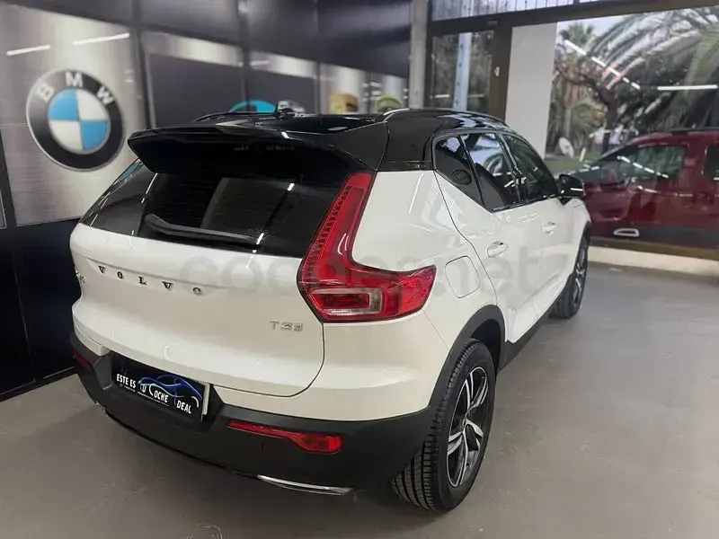 Usado Volvo XC40 R-Design 156 CV (114 kW) 2018 Blanco SUV