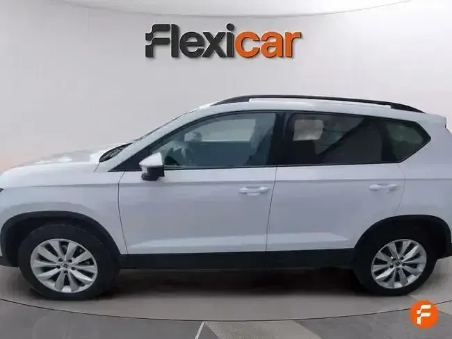 Usado Seat Ateca Style 150 CV (110 kW) 2023 Blanco SUV