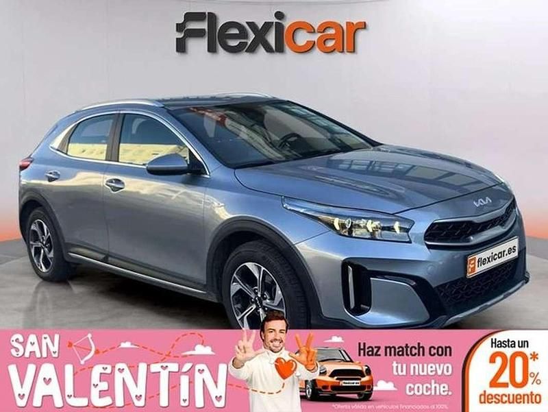 Usado Kia XCeed 160 CV (117 kW) 2023 Gris SUV
