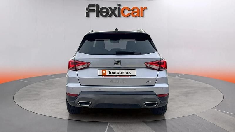 Usado Seat Arona FR 116 HP (85 kW) 2024 Cinzento SUV