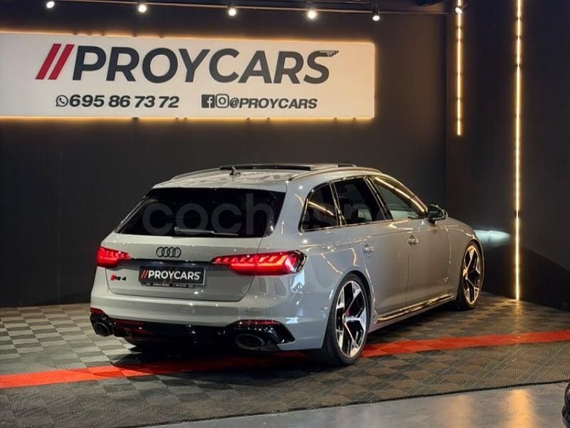 Usado Audi RS4 Competition 450 CV (330 kW) 2023 Gris / plata Familiar