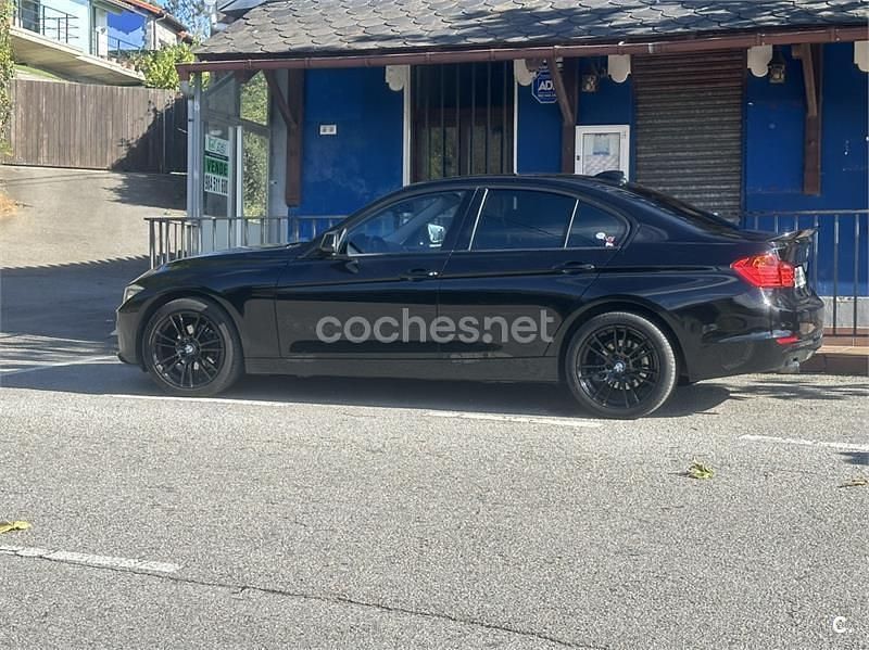Usado BMW 316 Sport Line 116 CV (85 kW) 2012 Negro Berlina