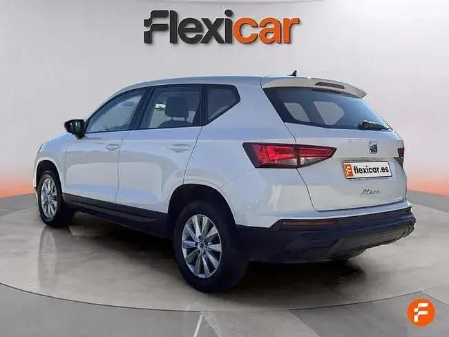 Begagnad Seat Ateca Reference 110 HK (80 kW) 2023 Vit SUV
