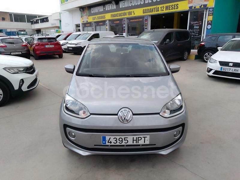 Usado VW up! high up! 60 CV (44 kW) 2013 Gris / plata Utilitario