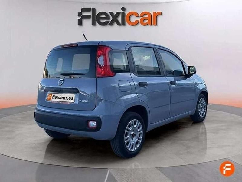 Usado Fiat Panda 71 CV (52 kW) 2022 Gris Utilitario