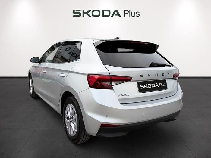 Usado Skoda Fabia Selection 95 HP (69 kW) 2024 Cinzento Sedan