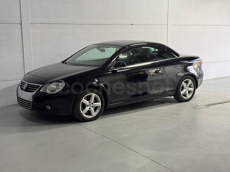 Usado VW Eos 200 CV (147 kW) 2007 Negro Descapotable