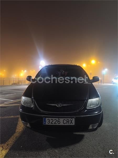 Usado Chrysler Voyager 140 CV (102 kW) 2004 Negro Monovolumen