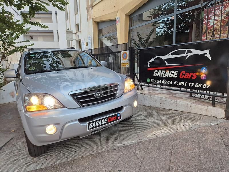 Gris / plata Usado 2007 Kia Sorento SUV | 7800 € (Un poco caro) - Imagen 1/4