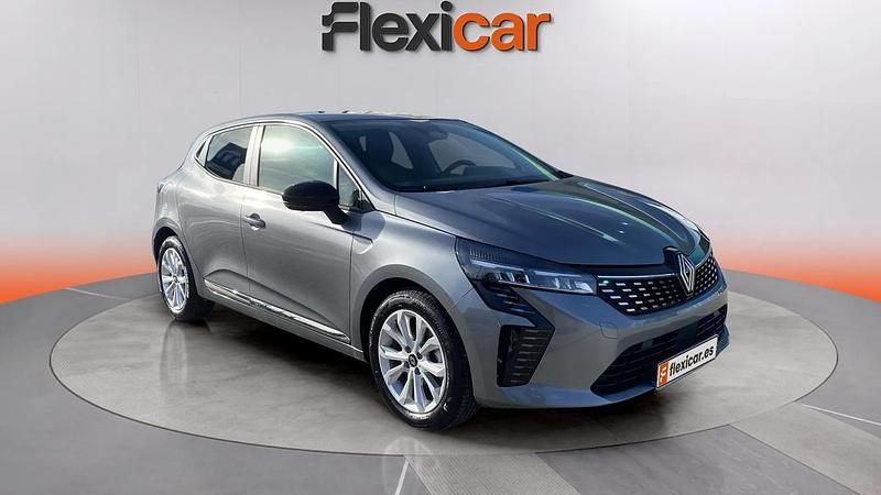 Begagnad Renault Clio V Evolution 101 HK (74 kW) 2025 Grå Halvkombi