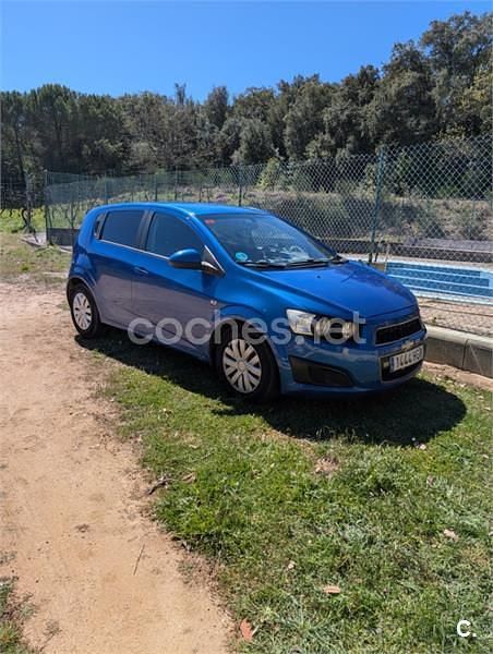 Usado Chevrolet Aveo LTZ 100 CV (73 kW) 2011 Azul Berlina