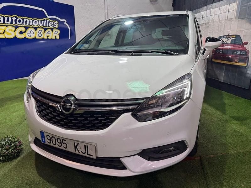 Usado Opel Zafira Family 140 HP (102 kW) 2018 Branco Monovolume