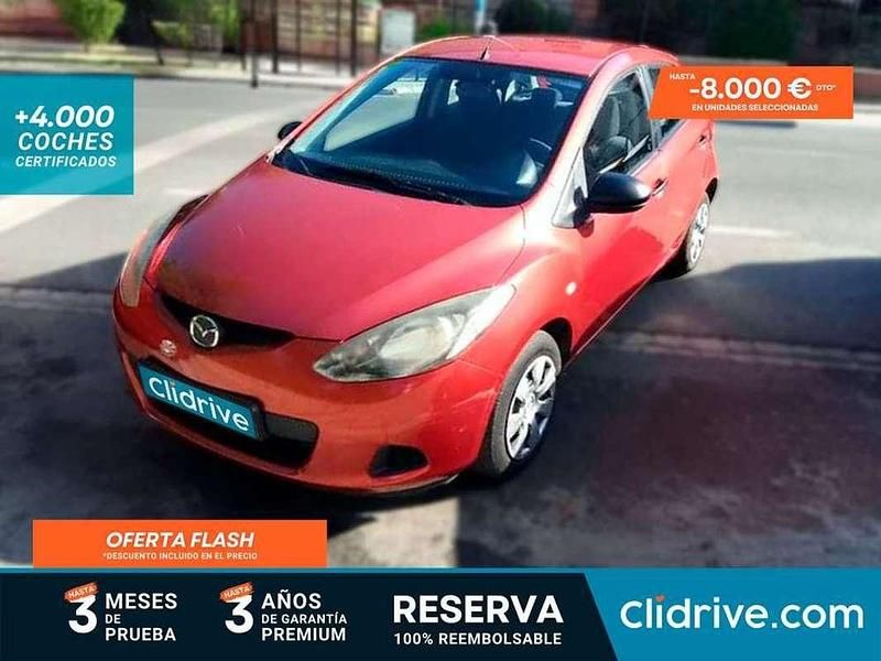 Usado Mazda 2 Active 75 CV (55 kW) 2008 Rojo Utilitario