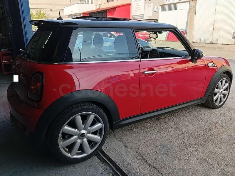Usado Mini Cooper S 175 CV (128 kW) 2007 Rojo Utilitario