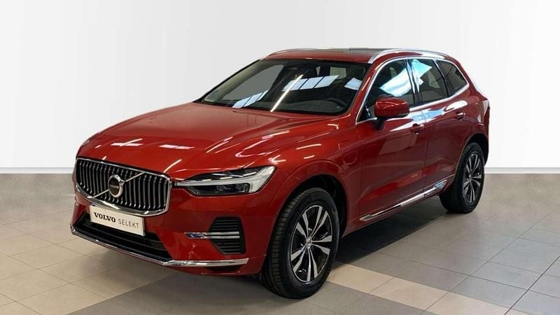 Usado Volvo XC60 Core 351 CV (258 kW) 2024 Granate SUV