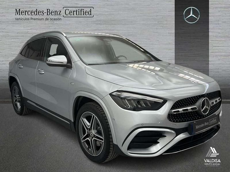 Usado Mercedes GLA250 218 CV (160 kW) 2025 SUV