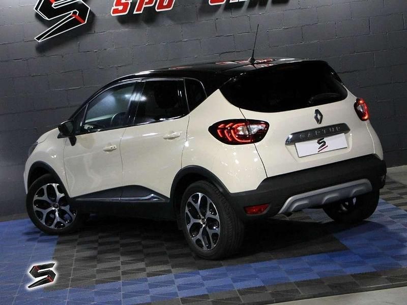 Usado Renault Captur Zen 91 CV (66 kW) 2019 Beige SUV