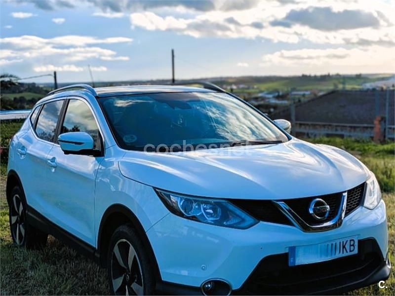 Usado Nissan Qashqai N-Connecta 130 CV (95 kW) 2015 Blanco SUV