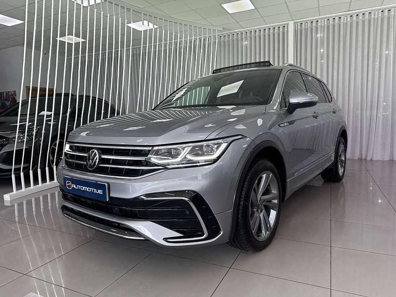 Usado VW Tiguan Allspace R-line 200 CV (147 kW) 2023 Gris SUV