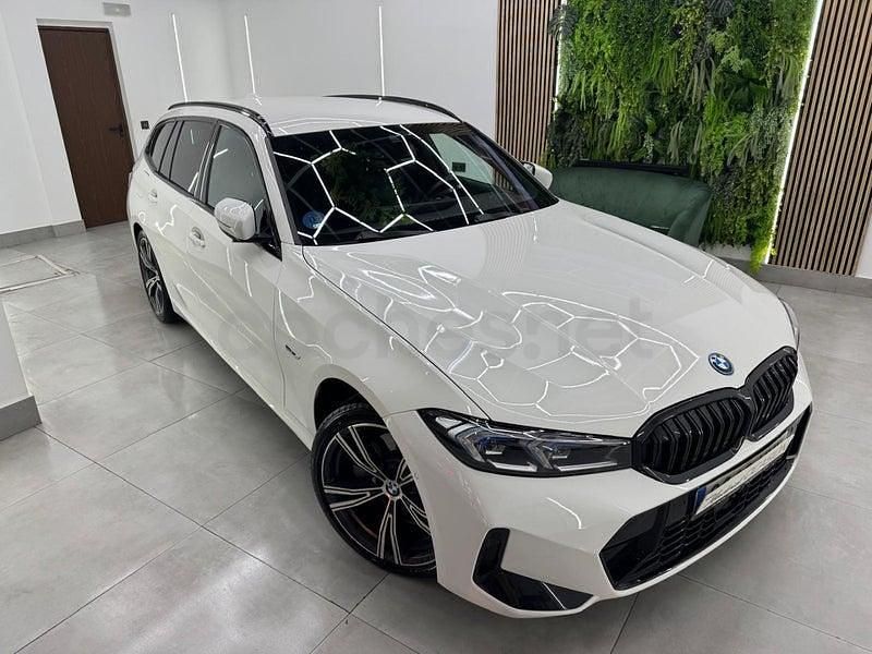 Usado BMW 330e M Sport 292 CV (214 kW) 2022 Blanco Familiar
