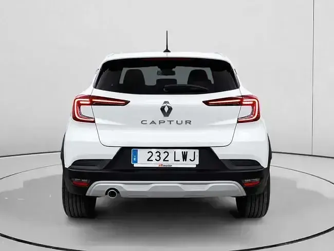 Usado Renault Captur Intens 100 HP (73 kW) 2022 Branco SUV