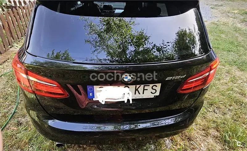 Usado BMW 218 150 CV (110 kW) 2017 Negro Familiar