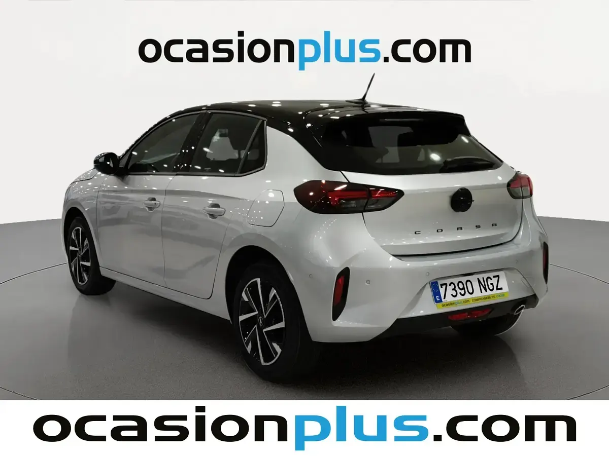 Nuevo Opel Corsa 100 CV (73 kW) 2025 Gris Utilitario