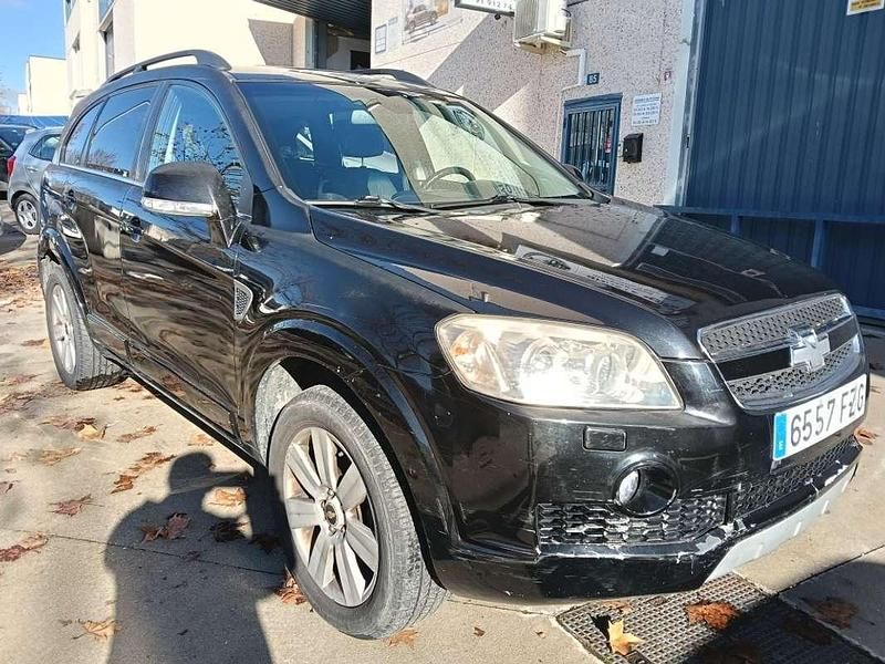 Usado Chevrolet Captiva LS 127 CV (93 kW) 2008 Negro SUV