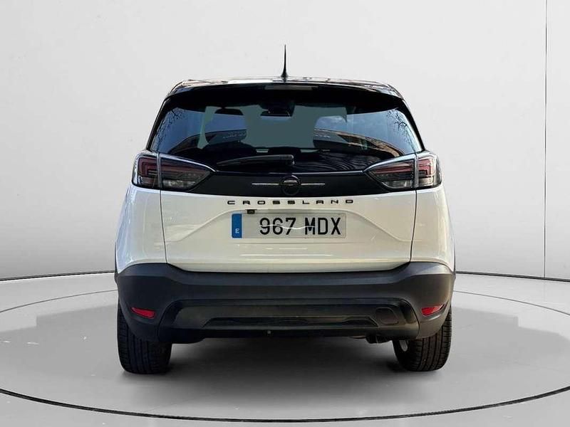Usado Opel Crossland GS Line 111 CV (81 kW) 2023 Blanco SUV