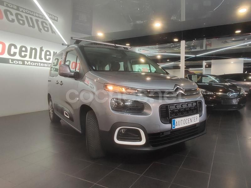 Usado Citroën Berlingo Feel 110 CV (80 kW) 2019 Gris / plata Monovolumen
