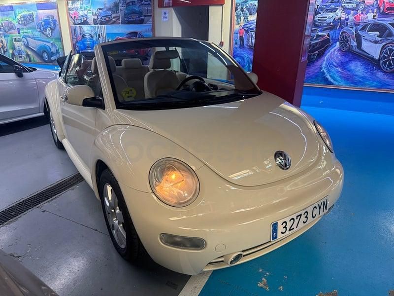 Usado VW New Beetle 102 CV (75 kW) 2004 Beige Utilitario