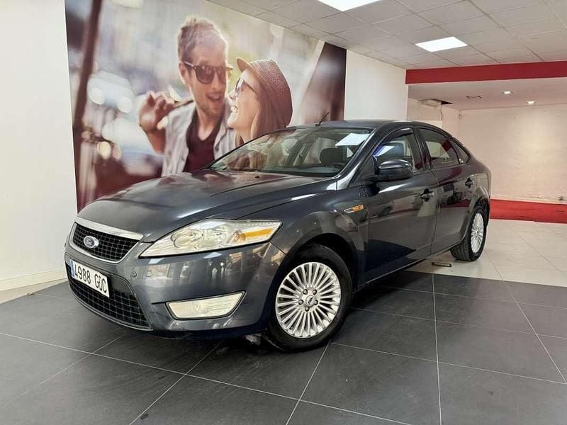 Gris Usado 2009 Ford Mondeo Trend Berlina | 7950 € (Un poco caro) - Imagen 1/4