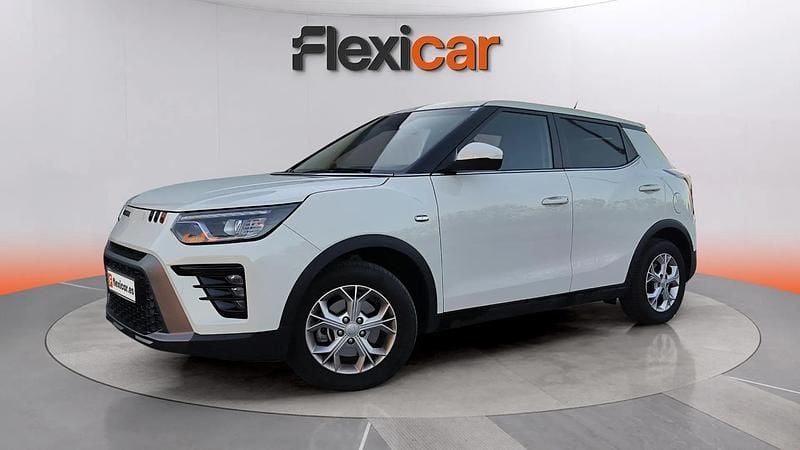 Usado Ssangyong (KGM) Tivoli 150 CV (110 kW) 2025 Blanco SUV