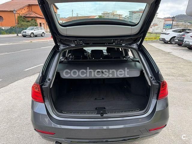 Usado BMW 320 Sport Line 184 CV (135 kW) 2013 Gris / plata Familiar