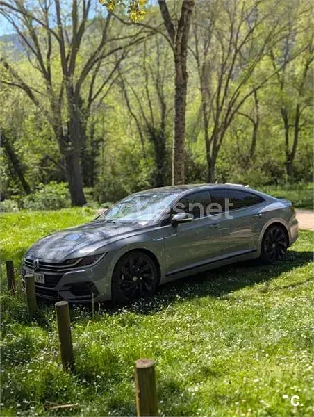 Usado VW Arteon R-line 190 CV (139 kW) 2020 Gris / plata Berlina