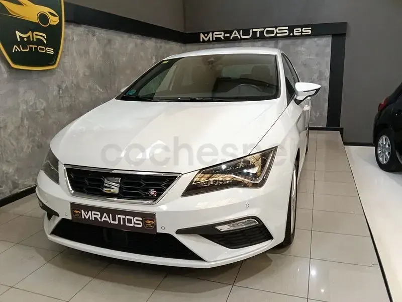 Usado Seat Leon FR 150 CV (110 kW) 2020 Blanco Berlina