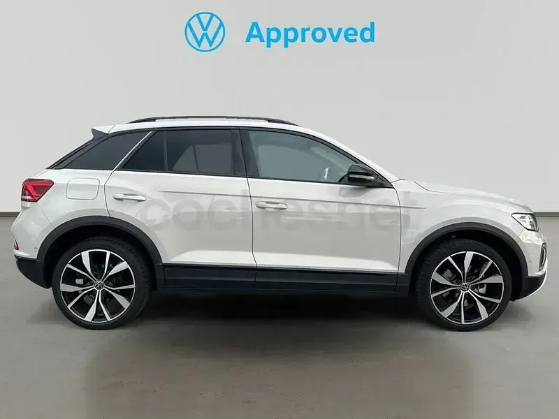 Usado VW T-Roc 150 CV (110 kW) 2025 Beige SUV