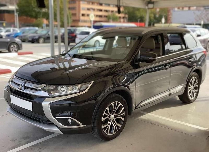 Negro Usado 2016 Mitsubishi Outlander SUV | 16.900 € (Precio justo) - Imagen 1/4