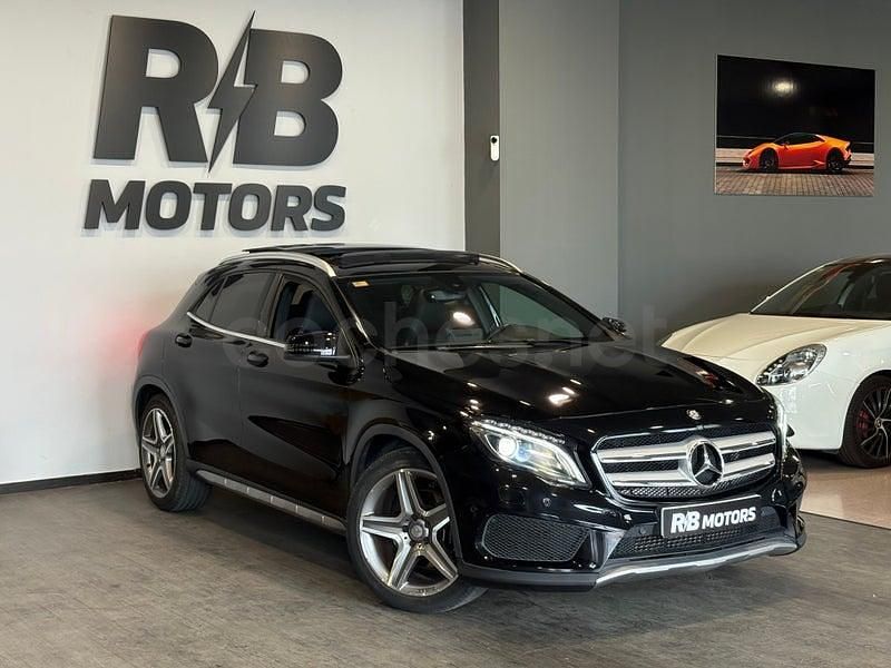 Usado Mercedes GLA220 AMG line 177 CV (130 kW) 2017 Negro SUV