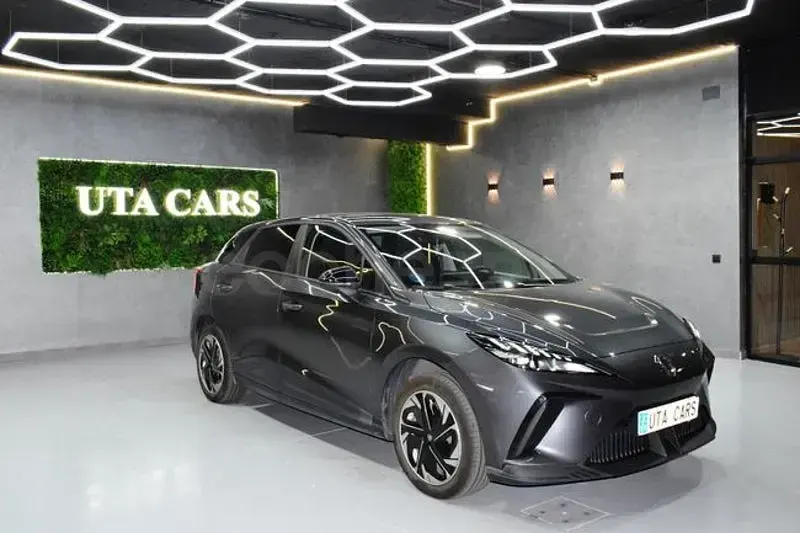 Usado MG MG4 EV 125 kW (170 CV) 2024 Eléctrico Utilitario