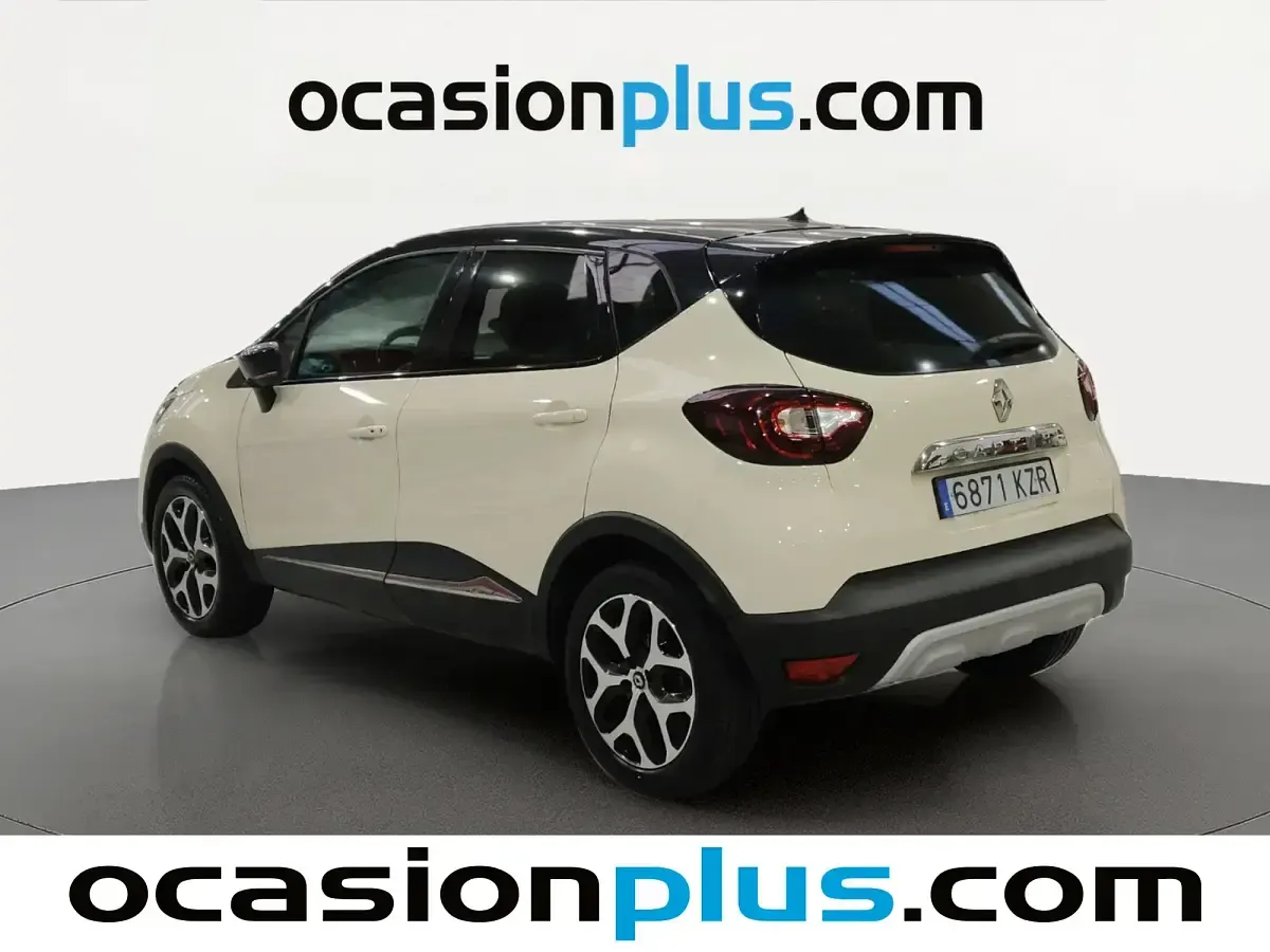 Usado Renault Captur Zen 90 CV (66 kW) 2019 Beige SUV