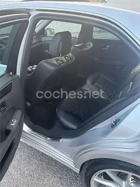 Usado Mercedes E350 Avantgarde 231 CV (169 kW) 2009 Gris / plata Berlina