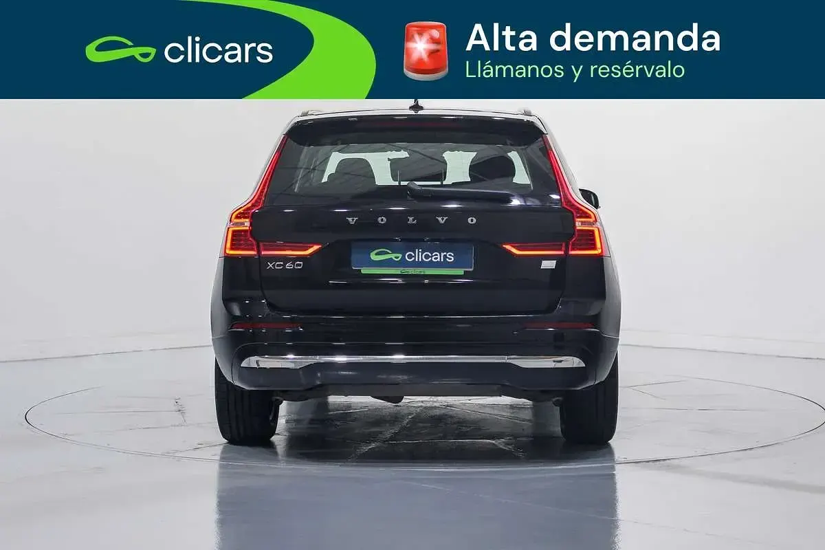 Usado Volvo XC60 Core 253 CV (186 kW) 2023 Negro SUV