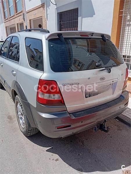 Usado Kia Sorento 140 CV (102 kW) 2006 Gris / plata SUV