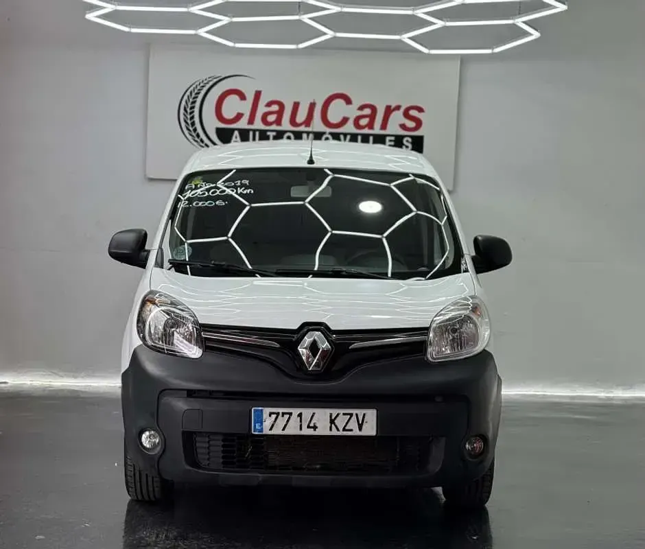 Usado Renault Kangoo 90 CV (66 kW) 2019 Blanco Monovolumen