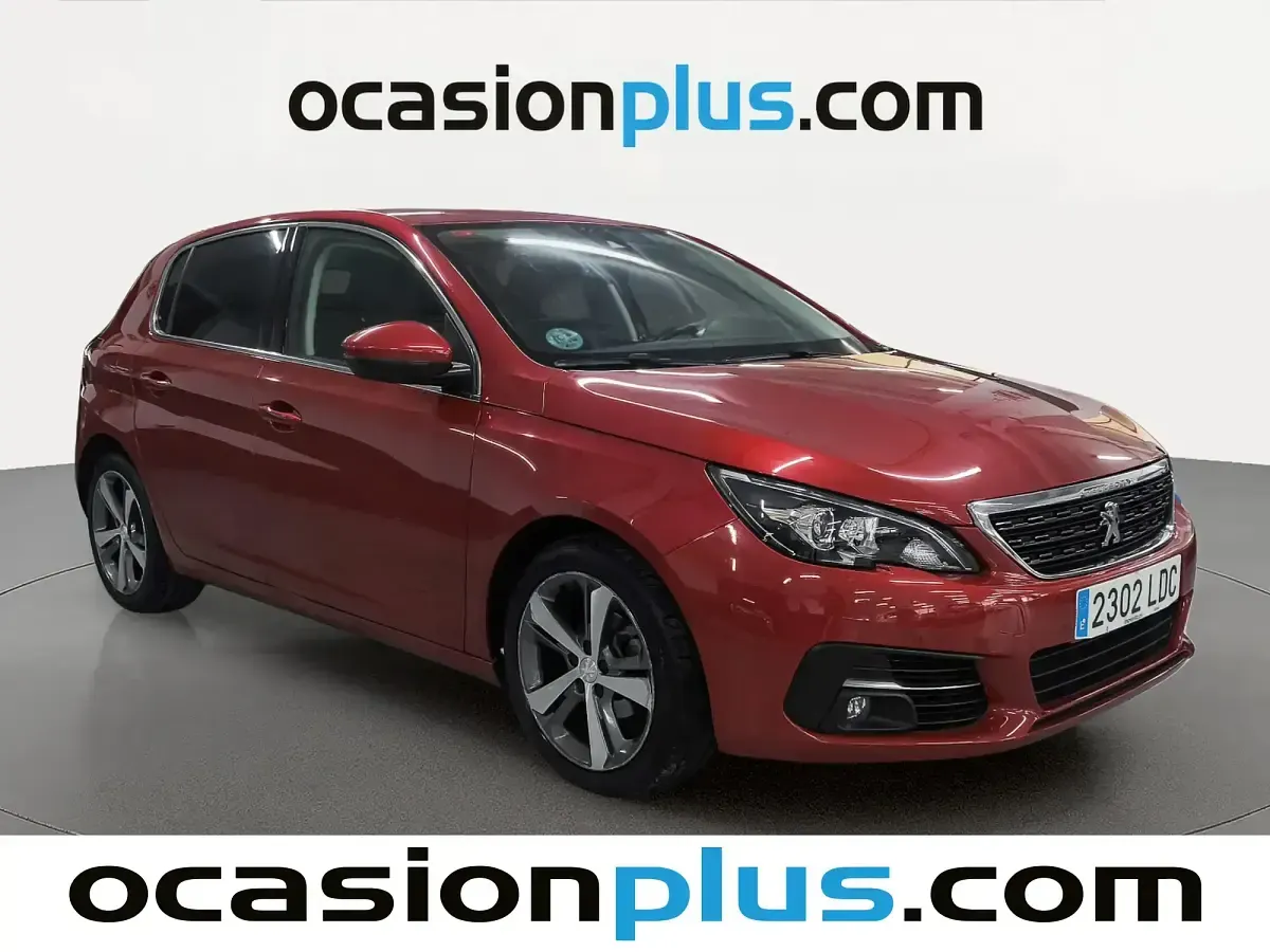 Usado Peugeot 308 Allure 110 CV (80 kW) 2019 Rojo Berlina