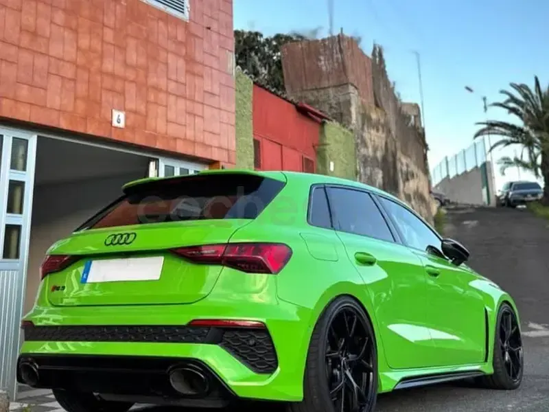 Usado Audi RS3 400 CV (294 kW) 2022 Verde Berlina